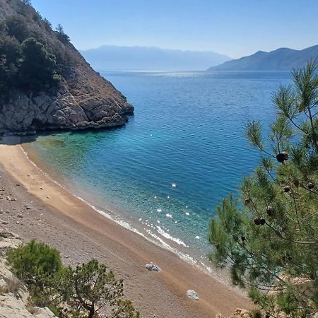 Lavender Villa Baska  Bagian luar foto