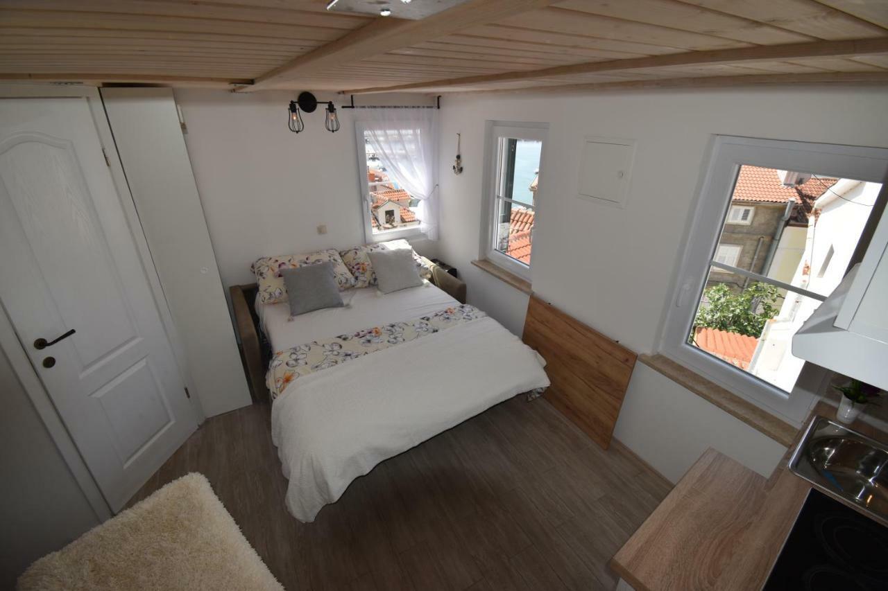 Lavender Villa Baska  Bagian luar foto