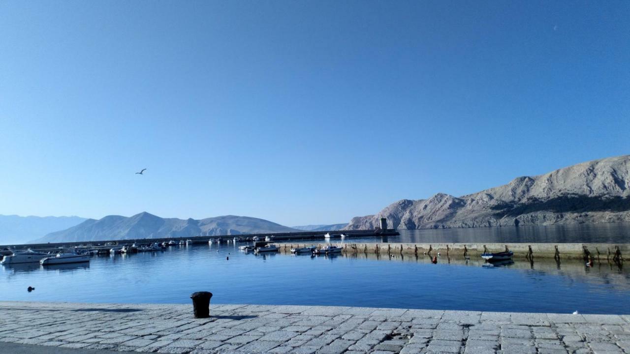 Lavender Villa Baska  Bagian luar foto